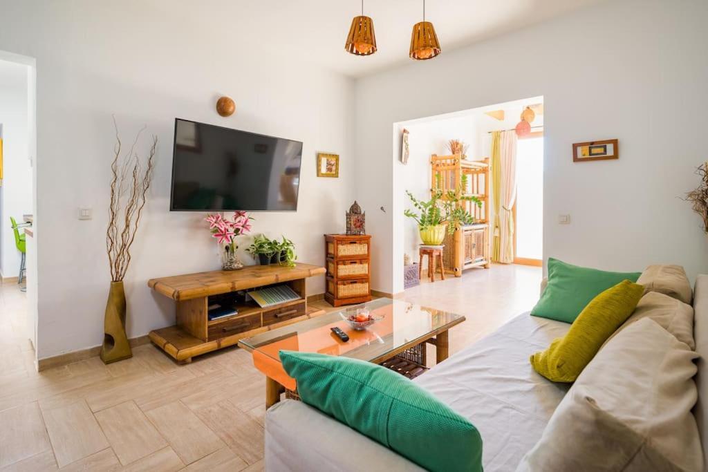 Villa La Isla By Rentaholidayslanzarote Playa Blanca  Extérieur photo