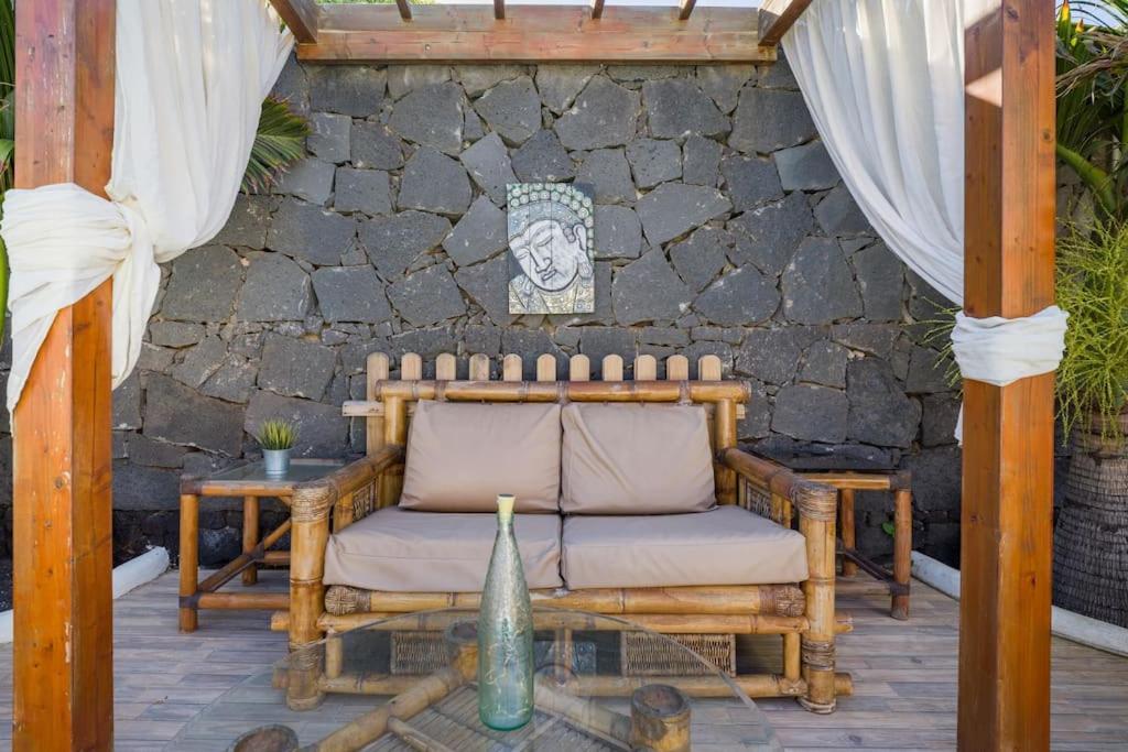 Villa La Isla By Rentaholidayslanzarote Playa Blanca  Extérieur photo